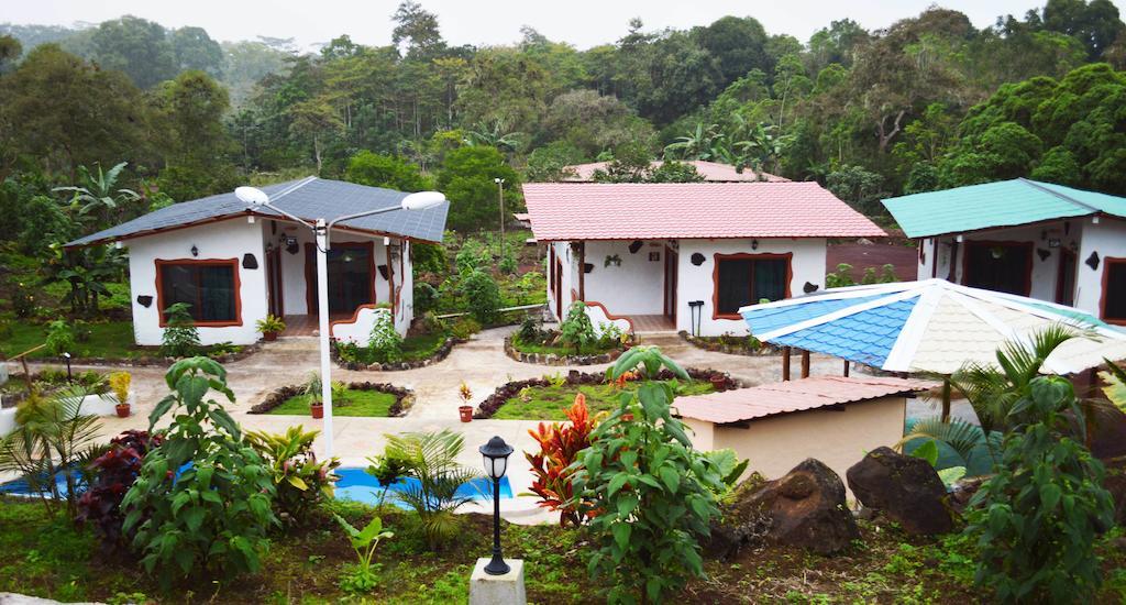 Piedras Blancas Lodge Puerto Ayora Kültér fotó